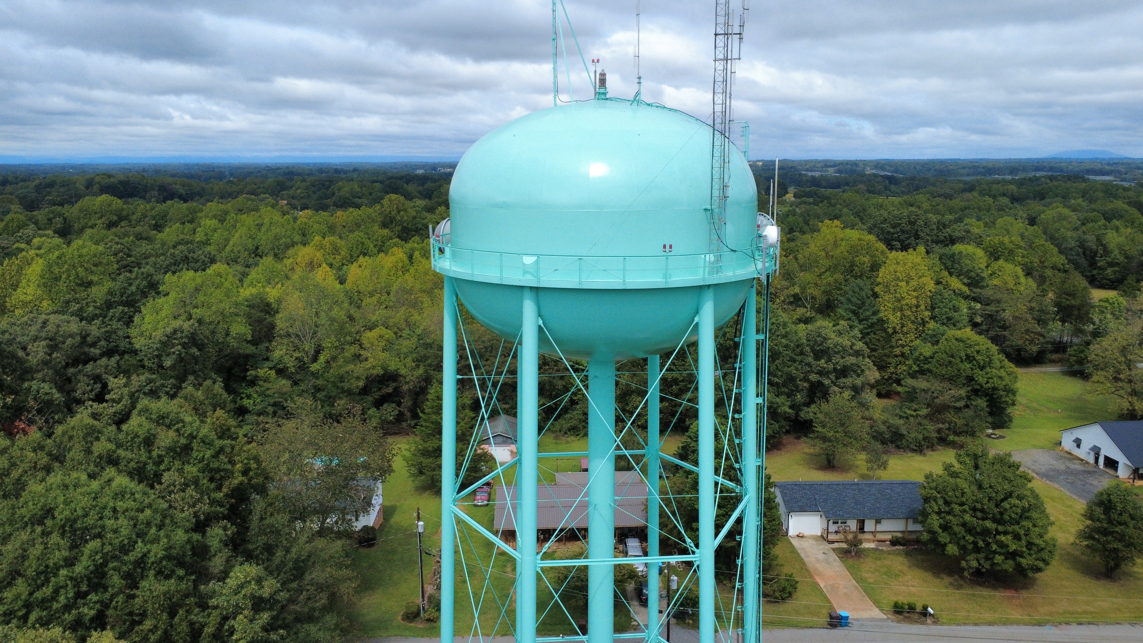 Yadkinville_North_Carolina